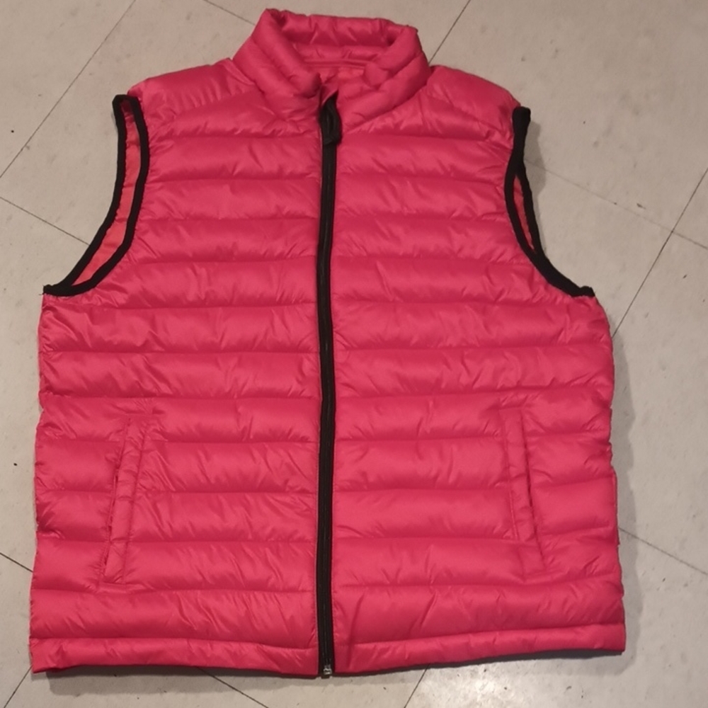 Aeropostale Mens Quilted Vest Red Size Medium Hiking Comfy Casual Warm Fall